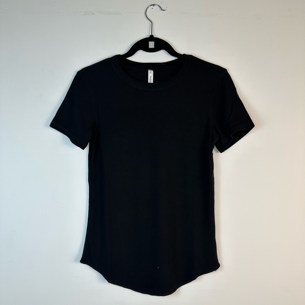 RIBBED KNIT BASIC T-SHIRT